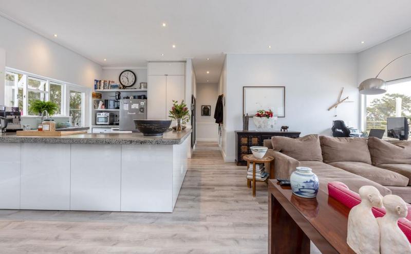 6 Bedroom Property for Sale in Camps Bay Western Cape